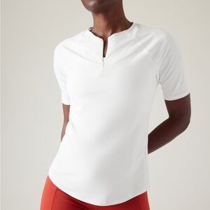 Athleta  Short Sleeve 1/4 Zip Athletic Top Size Xs White Side Zipper Pocket